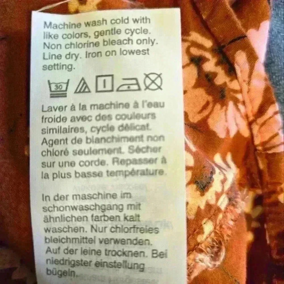 MADEWELL CROPPED WITH FRONT KNOT FLORAL TOP. SIZE LARGE. - Picture 6 of 6